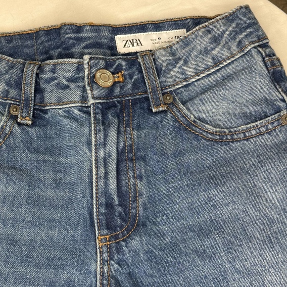 Zara Kids Blue Denim Jeans – Size 9 - Straight Leg - Picture 6 of 8